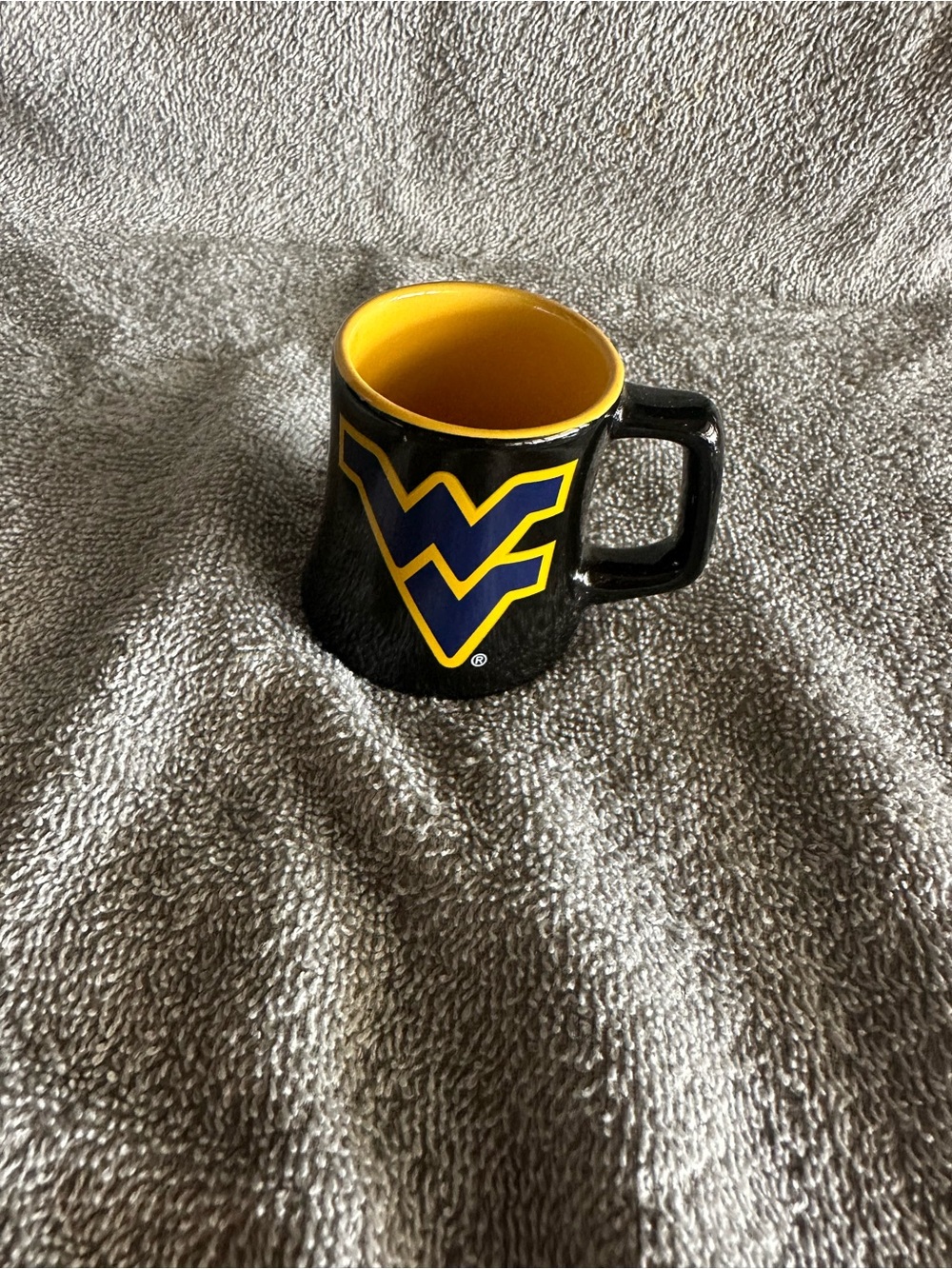 West Virginia Mountaineers Ceramic Coffee Mug - Black & Yellow